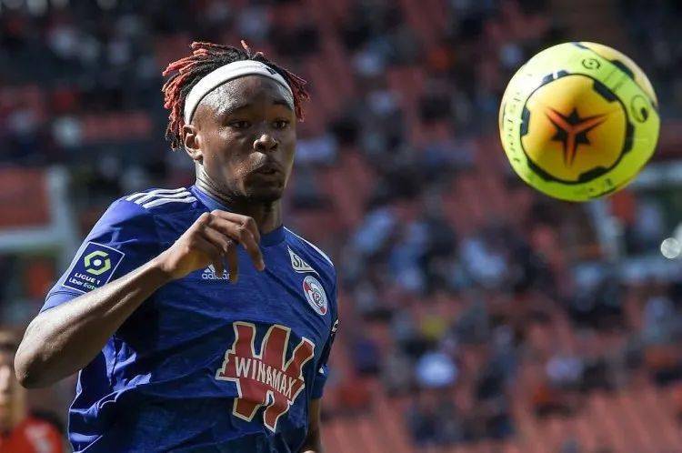  斯特拉斯堡签下前欧冠MVP，实力大幅提升  